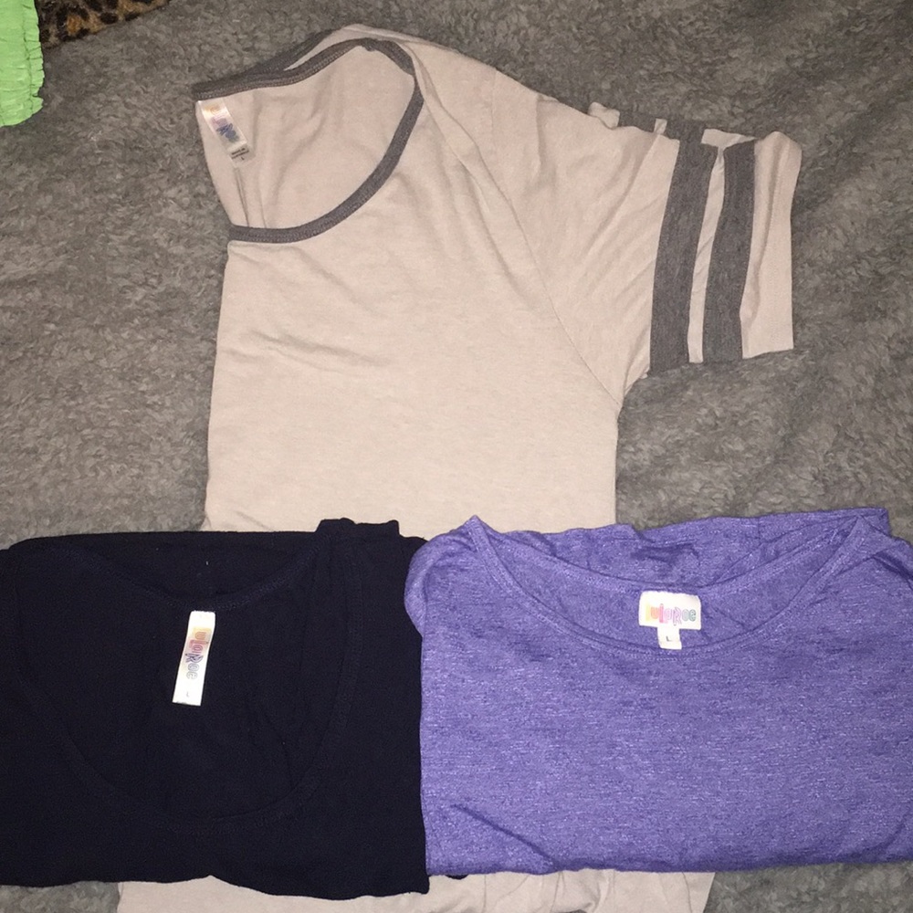 Bundle of Lularoe shirts